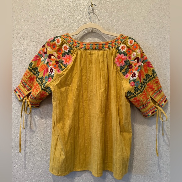 THML embroidered top NWT - Picture 5 of 5